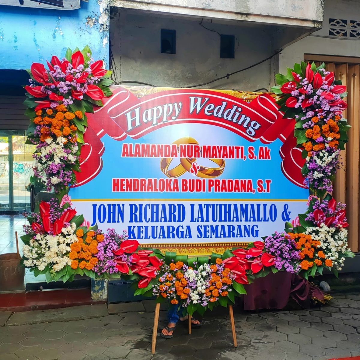 Bunga Ucapan Happy Wedding