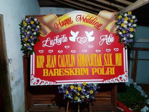 BUNGA UCAPAN HAPPY WEDDING